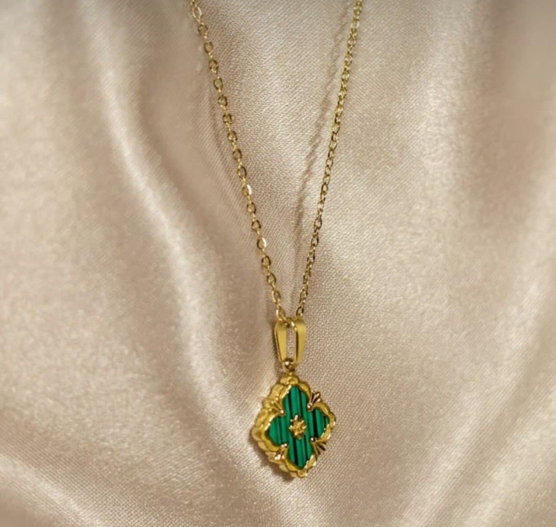 Golden green clover pendant necklace